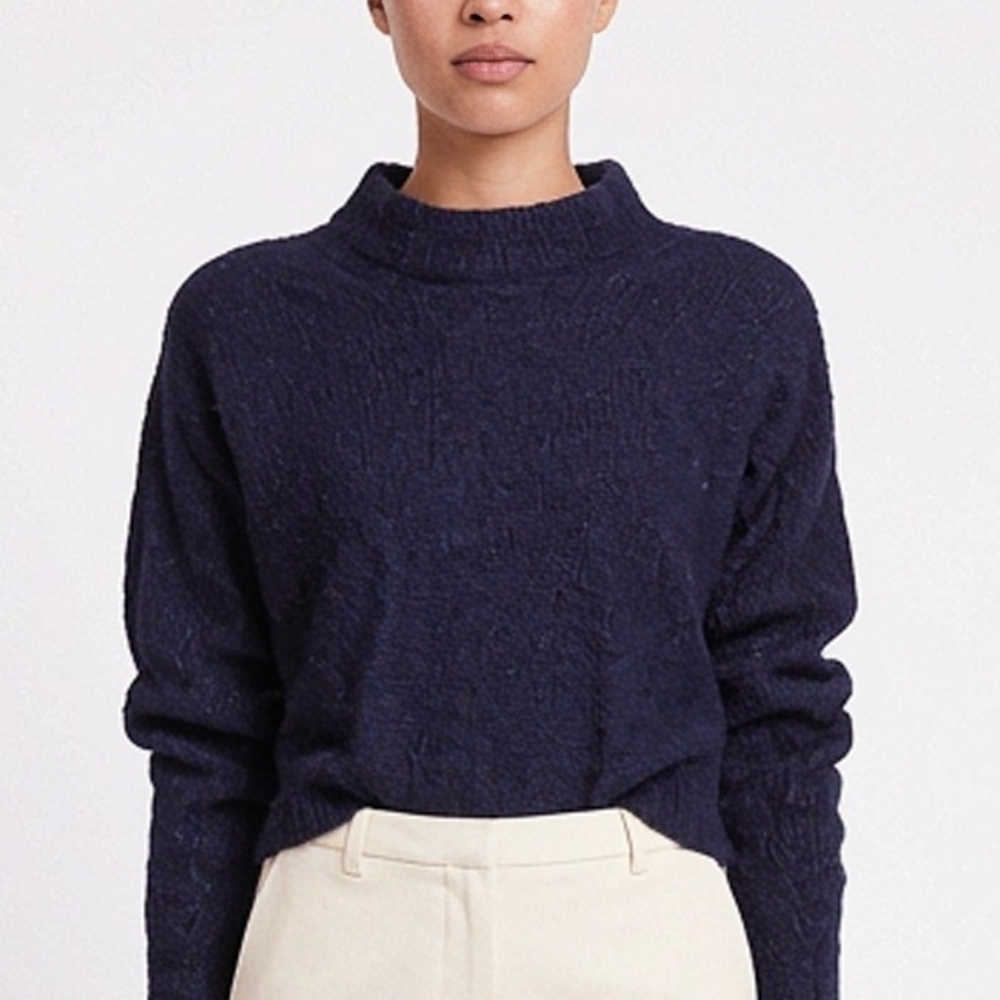 Everlane Alpaca Crew Crop Sweater in Blue Heathered Cobalt